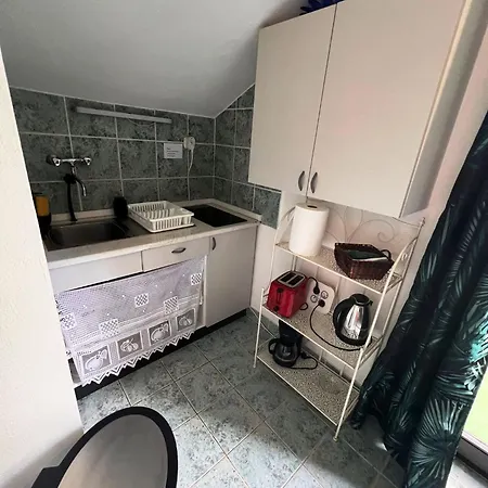 Dolce - 40 M To The Sea & Beach-sleeps 3 *